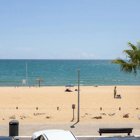 Centralgarve - Stunning Beach Front Studio - Astro Quarteira Exterior foto